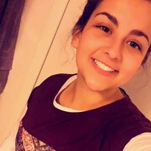 Meet your Posher, Julia